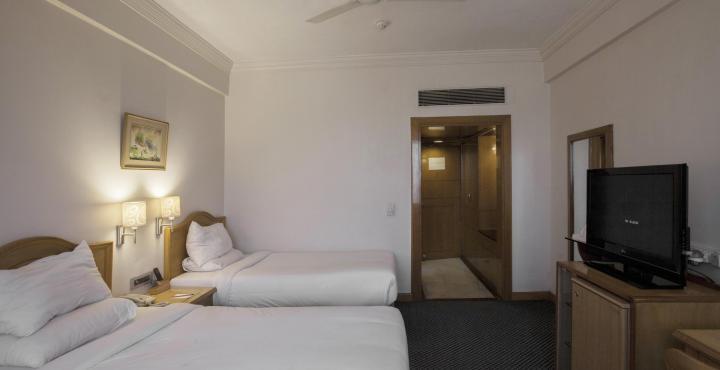 Gemini Continental, Hazratganj Hotel Lucknow Eksteriør billede
