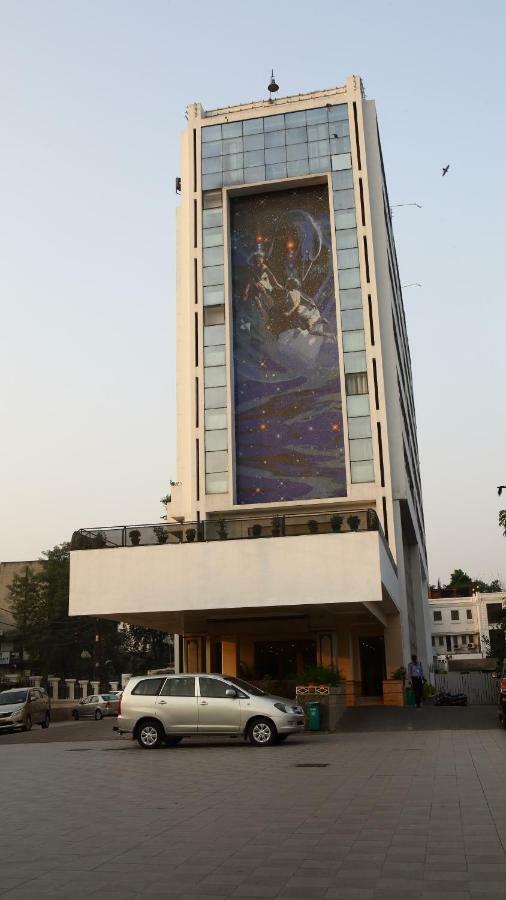 Gemini Continental, Hazratganj Hotel Lucknow Eksteriør billede